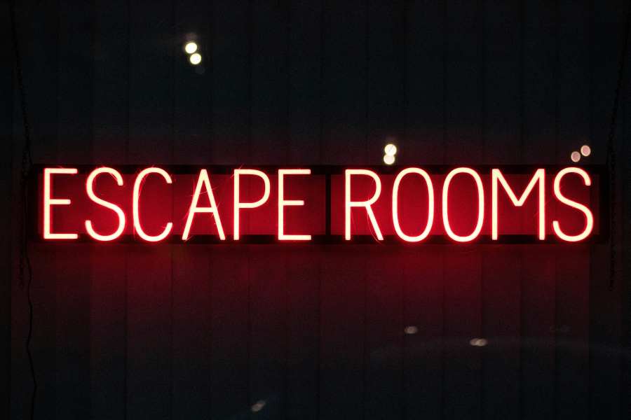 Intrigue Escape Room